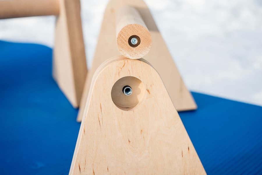 Edel Kraft Minibarren „to go“- Stabile Parallettes aus Holz für unterwegs 4